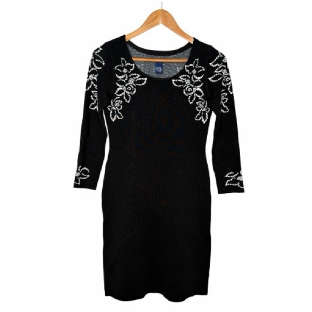 Doncaster Collection Black and White Floral-Print Stretchy Dress. Size XS.